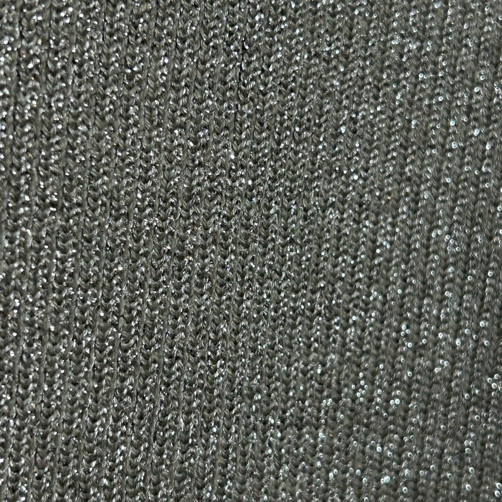 Ralph Lauren Women’s Long Sleeve Shimmering Gray/Silver V-Neck Sweater - Picture 6 of 6